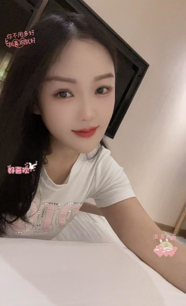 白云护士妹依依