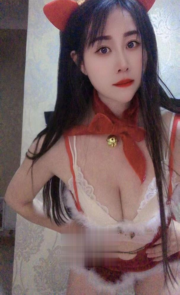 青岛制服诱惑美女