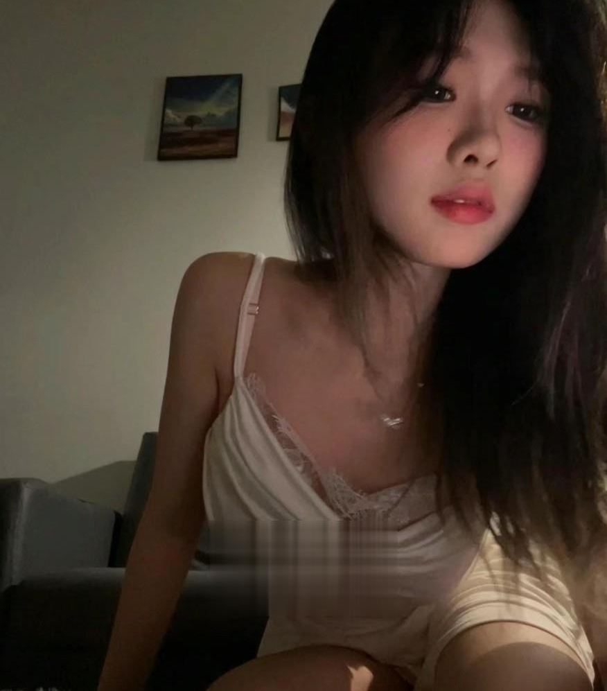 六安粉嫩多汁清纯妹妹兼职刚下海