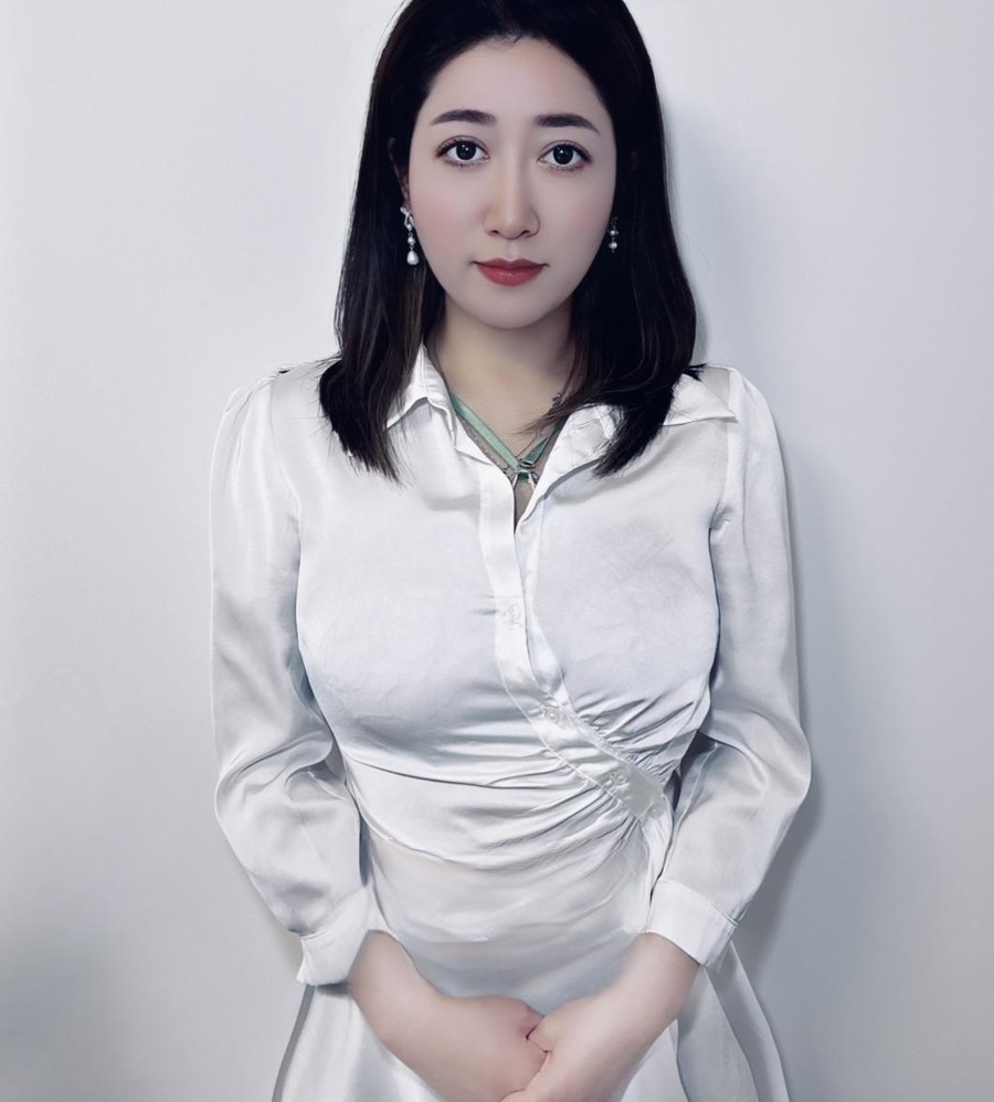 丰满姐姐居家推油 抓龙筋+按摩