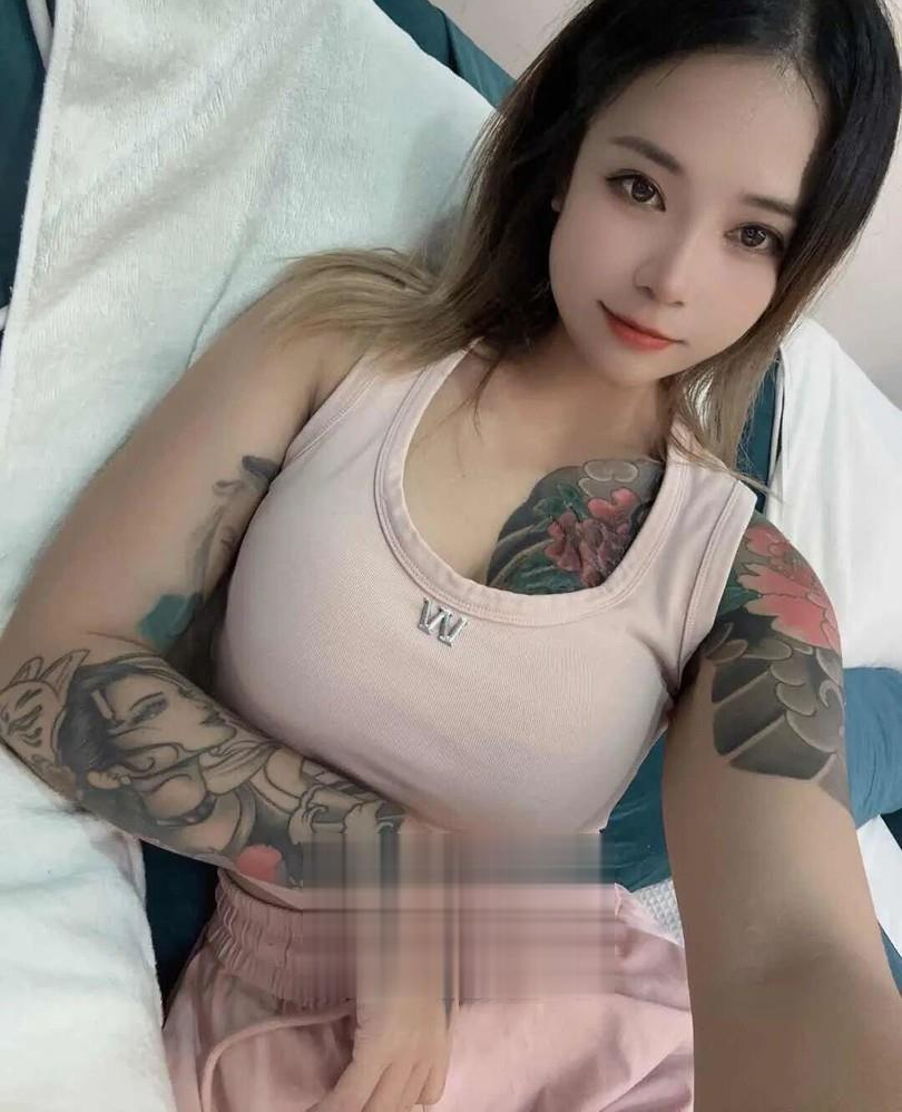 纹身小贤妻