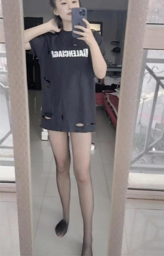 雁塔明德门骚妹子