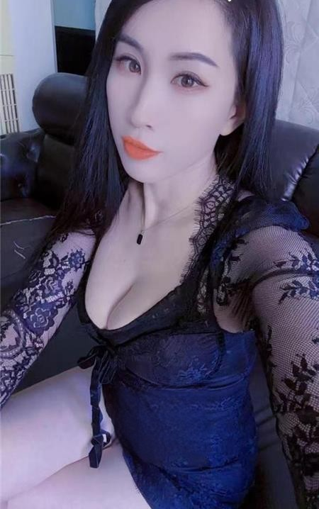不一般的性感骚气