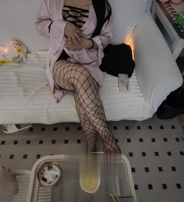 性感粉嫩骚御姐