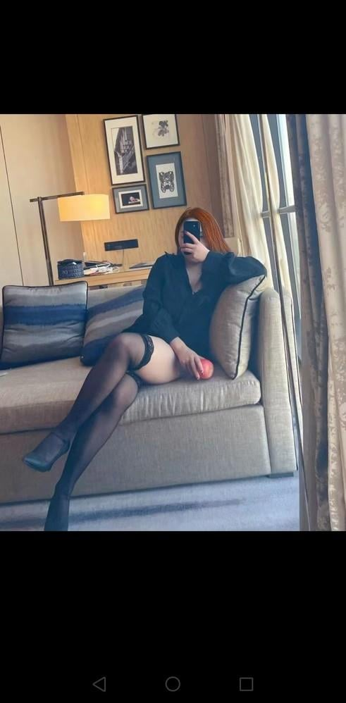 丰满大奶妹