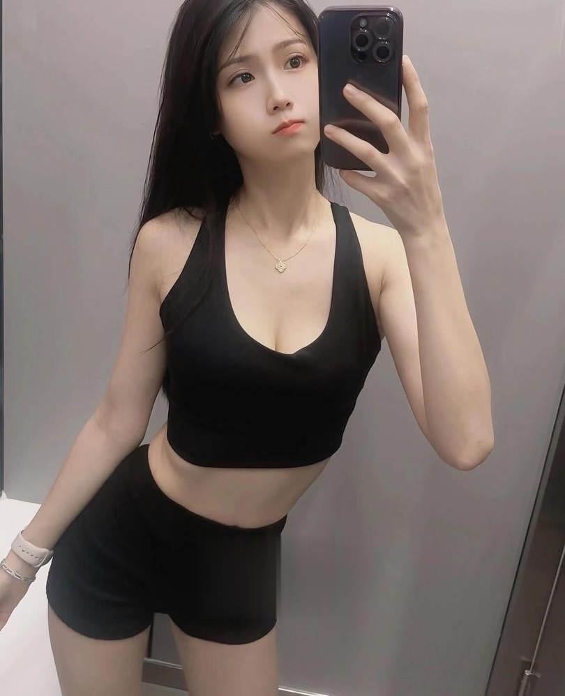 骚气妹妹公寓兼职下海可外出