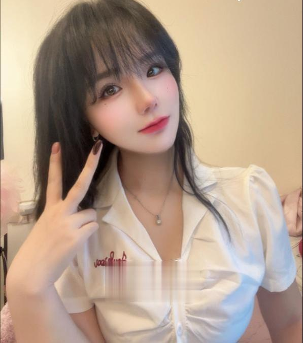 性感制服扮演瑶瑶‘