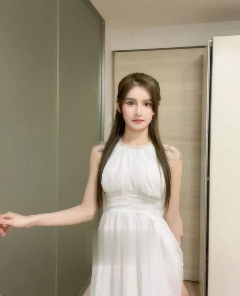 天河东站高颜值新人小鱼