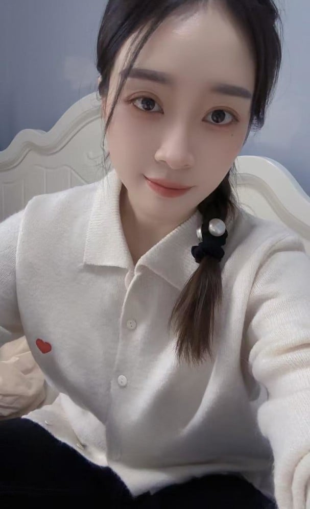 少女感少妇沐沐