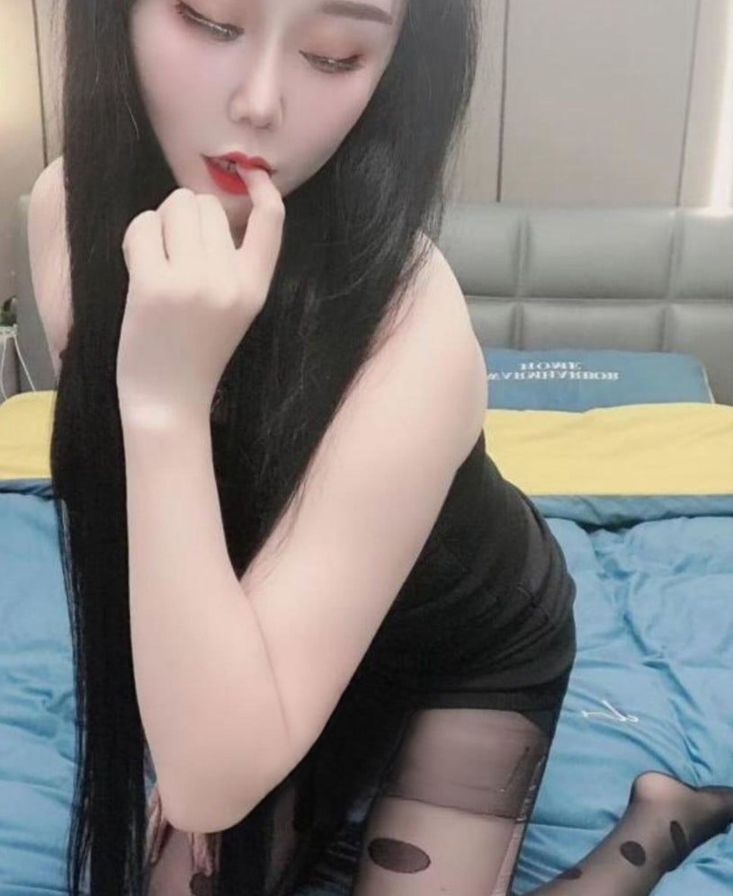 海曙黑丝诱惑身材