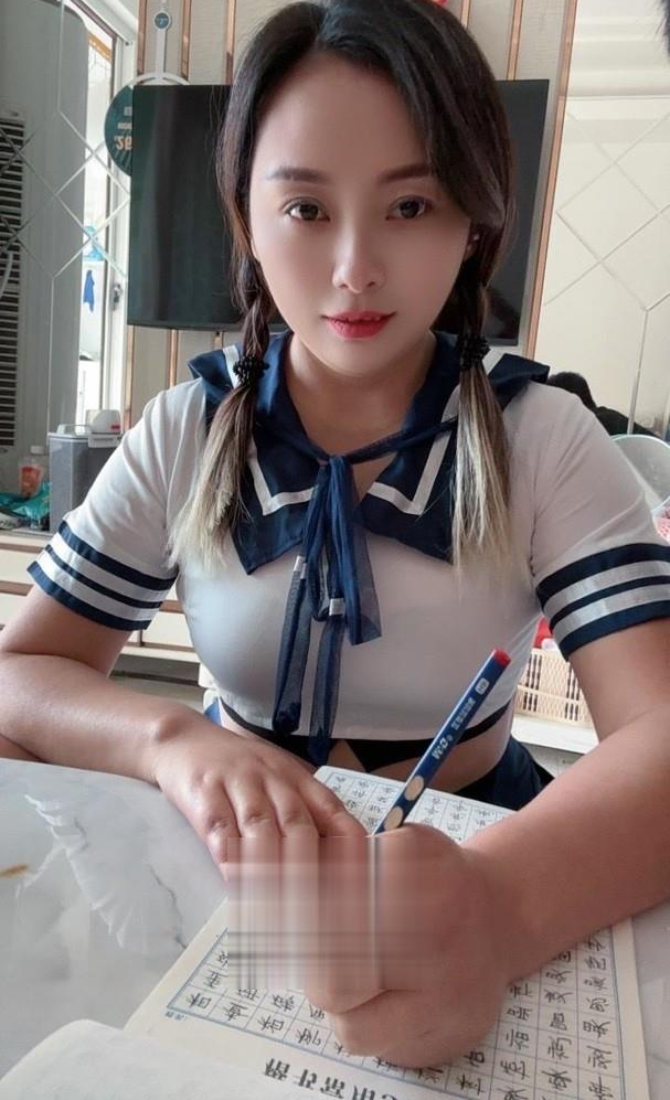 制服小姐姐柠檬