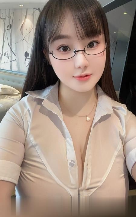 天然巨乳服务好