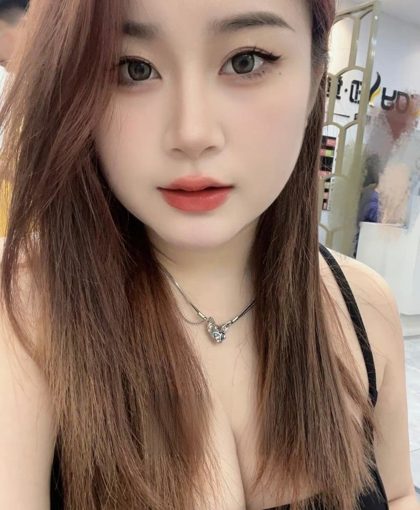 体验微胖小美女