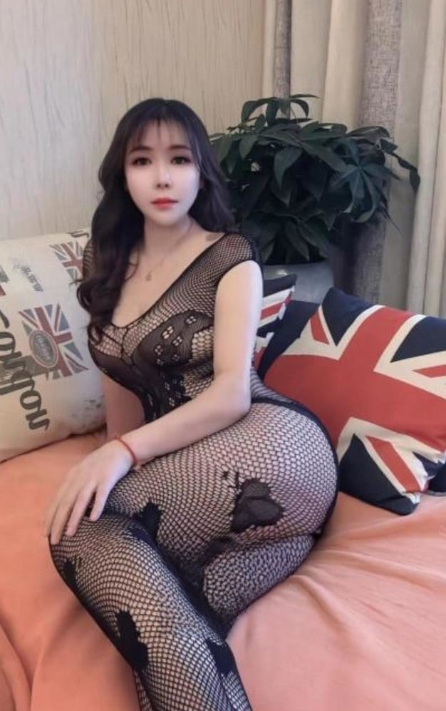 极品美乳小姐姐体验不错