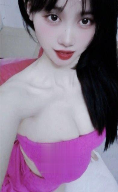 身材丰满可儿