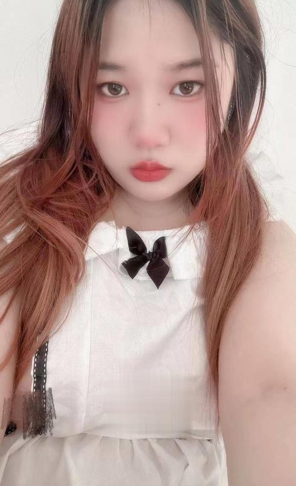 深喉巨坦肥臀