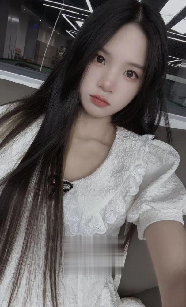 蒙面黑丝御姐
