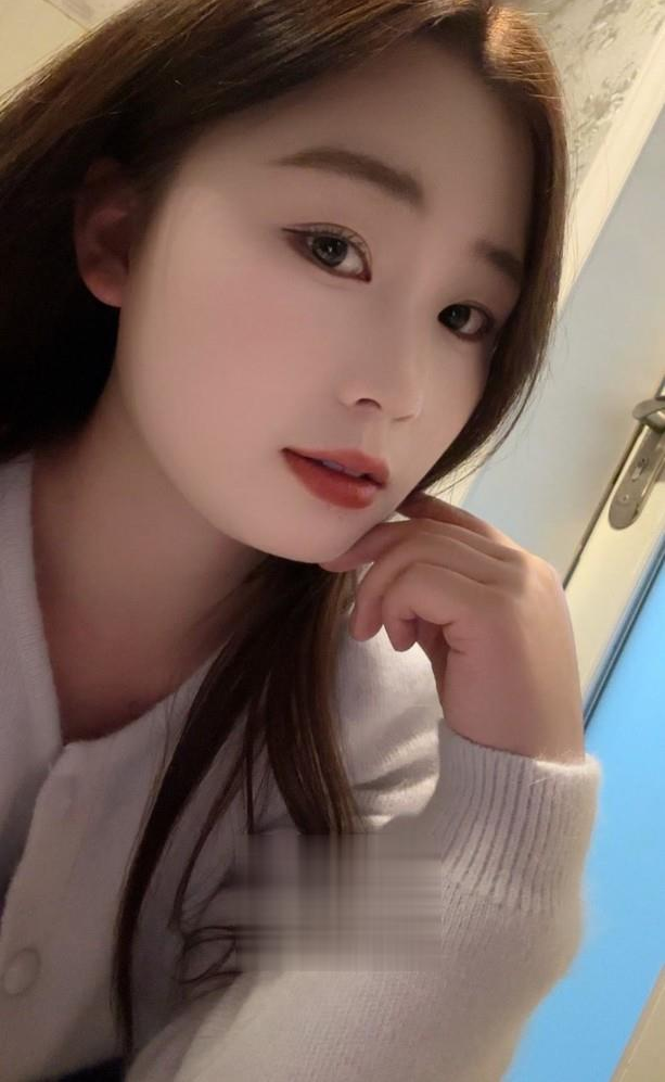 三点粉嫩颜值一流
