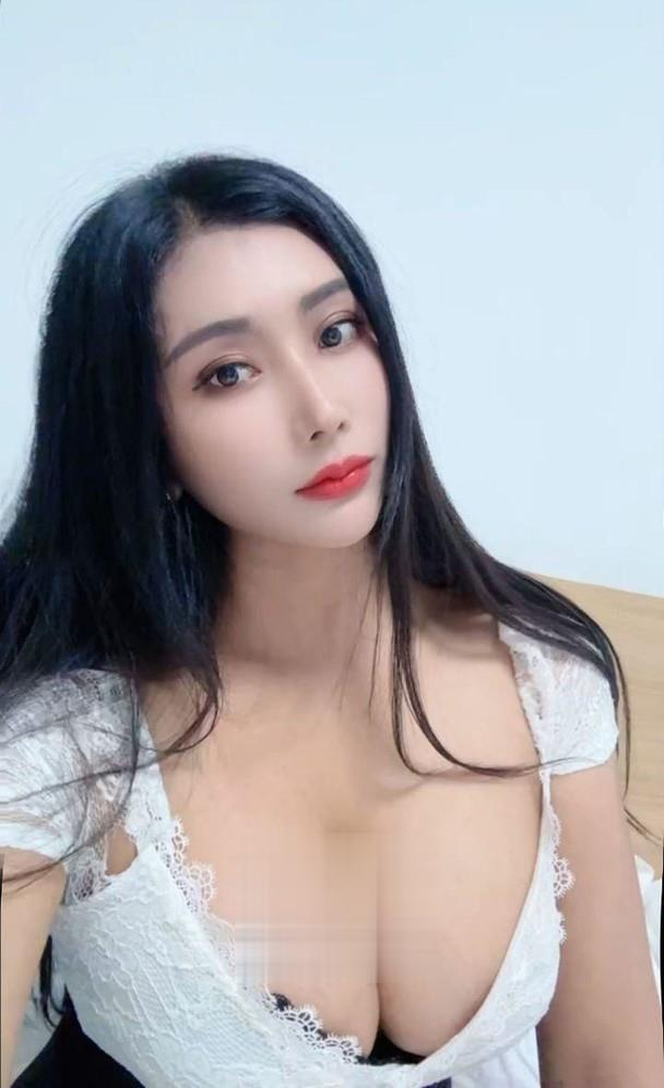性感大奶颜值御姐