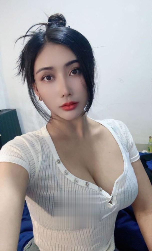 性感大奶颜值御姐