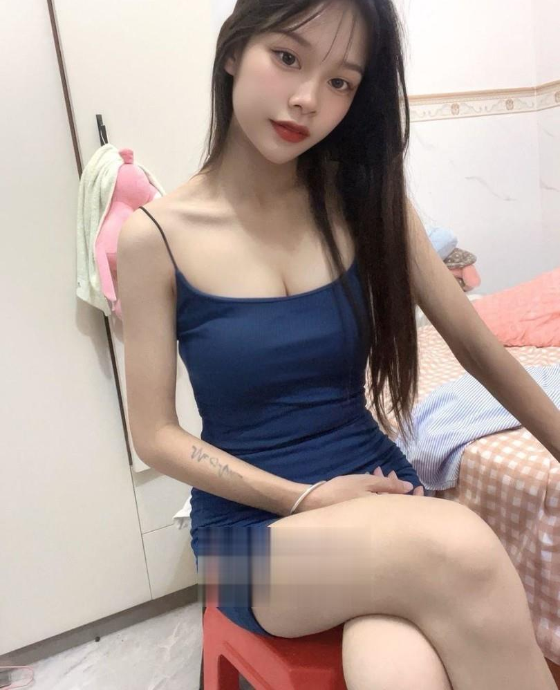 制服情趣口爆深喉服务一流