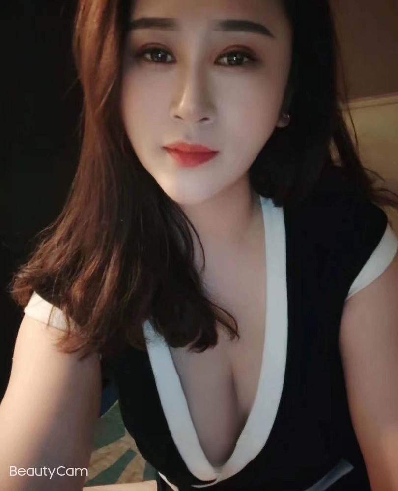 大奶汁多多