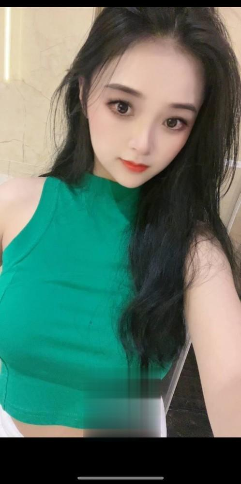 二刷美腿炮架少妇思思