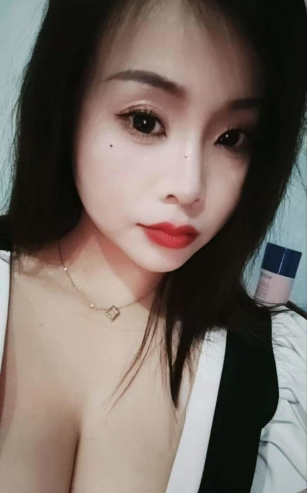 大战大奶骚妇