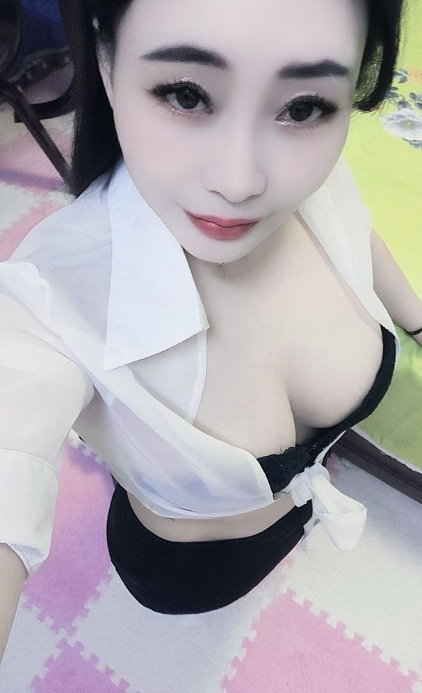 秦淮玲玲