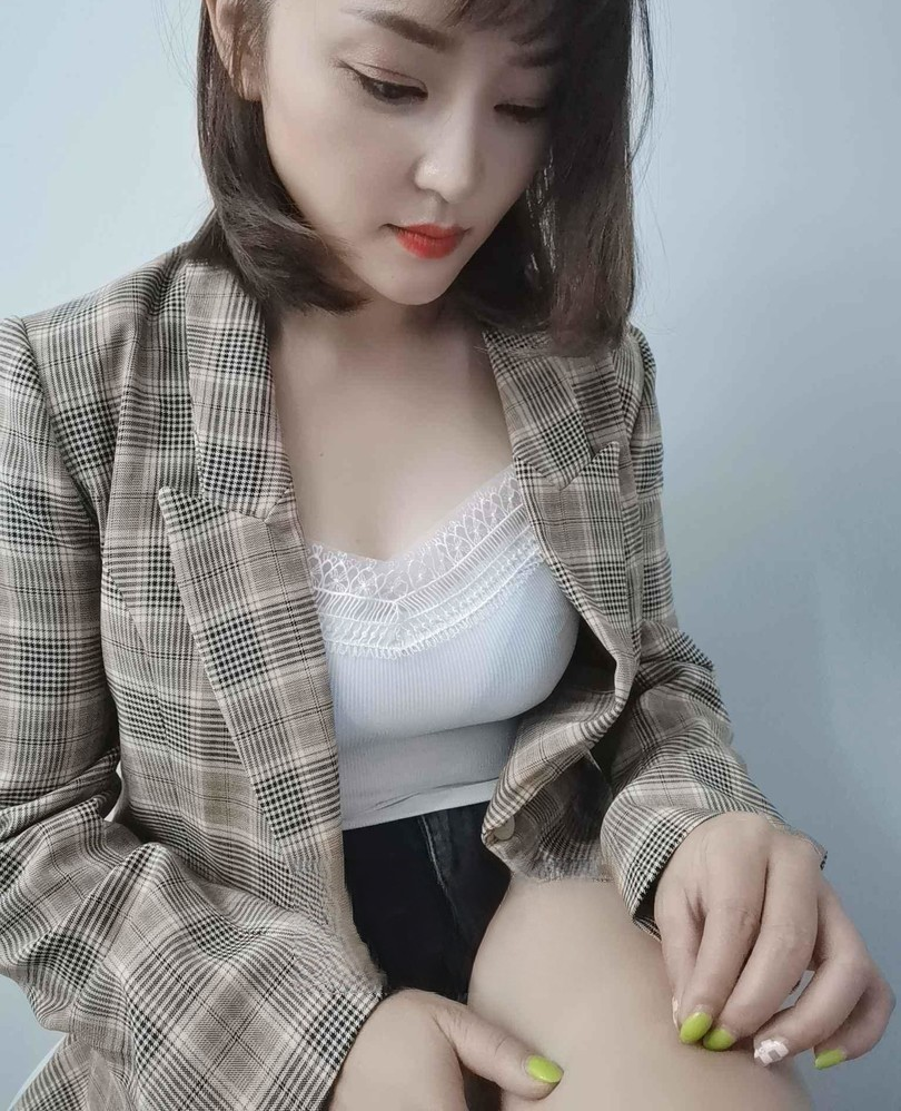 短发气质女友系