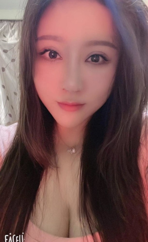 高颜值藏族妹子