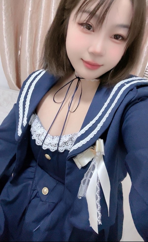 巨乳肥臀学生妹