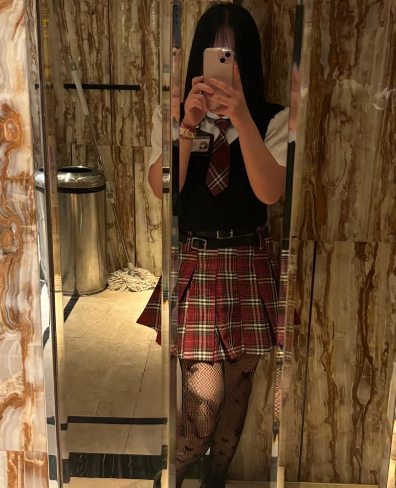 制服