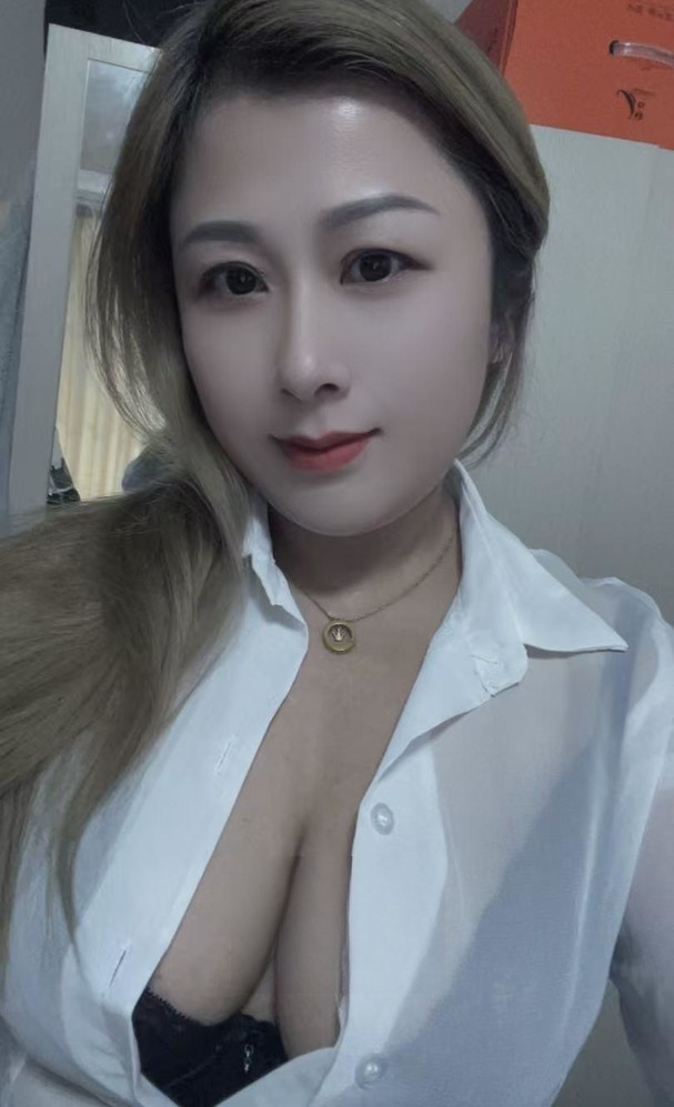 七宝服务型少妇