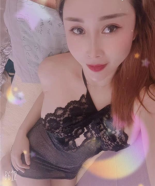 武汉苒苒，sao气火辣御姐