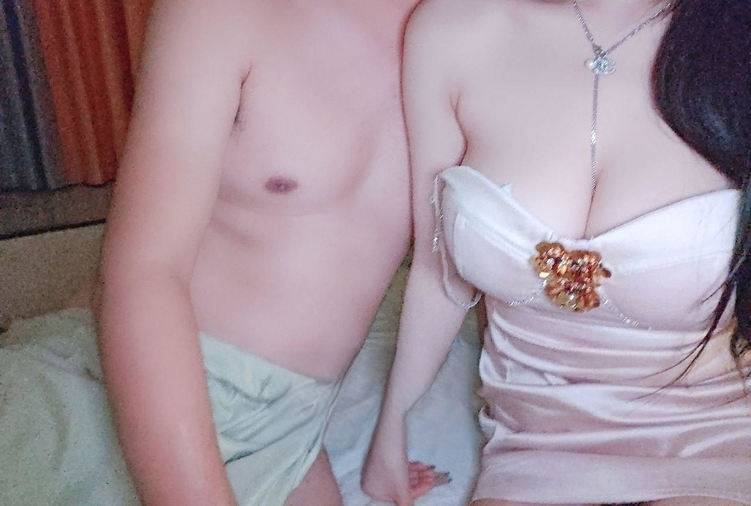 韵味十足极品小骚货