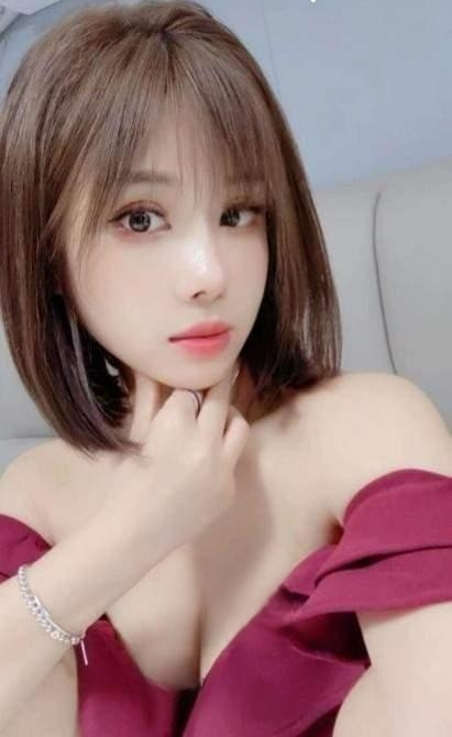 东城性感小姐姐
