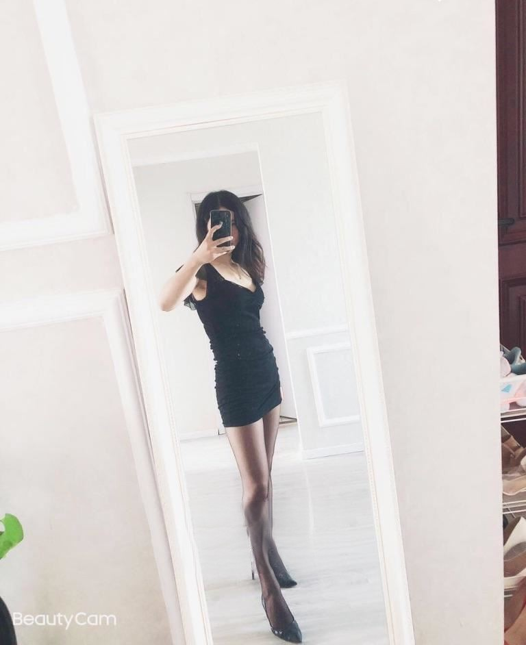 黑丝美腿清清