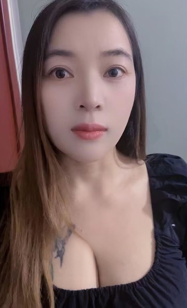 宝山苗族巨乳拉玛