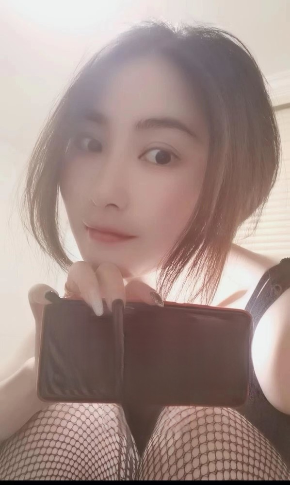 夫子庙前凸后翘娜娜