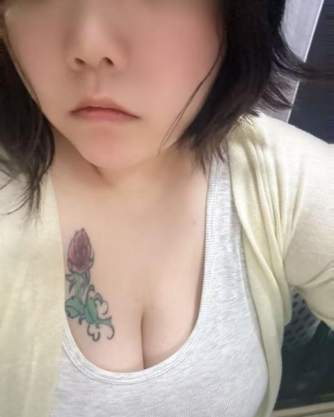 浦东大奶年轻小坦克