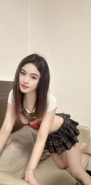 二刷白云大胸翘臀小敏