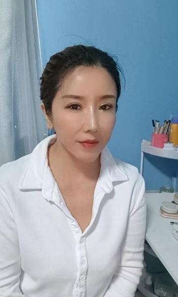 大长腿骚妇