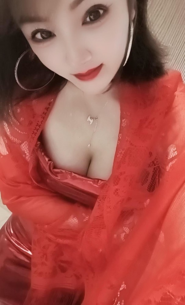性感诱人菲菲
