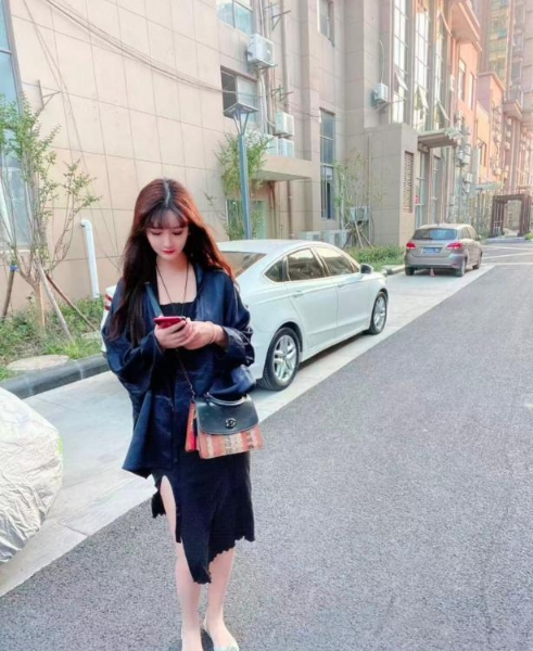 苏月小美女