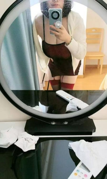 江宁混血妞