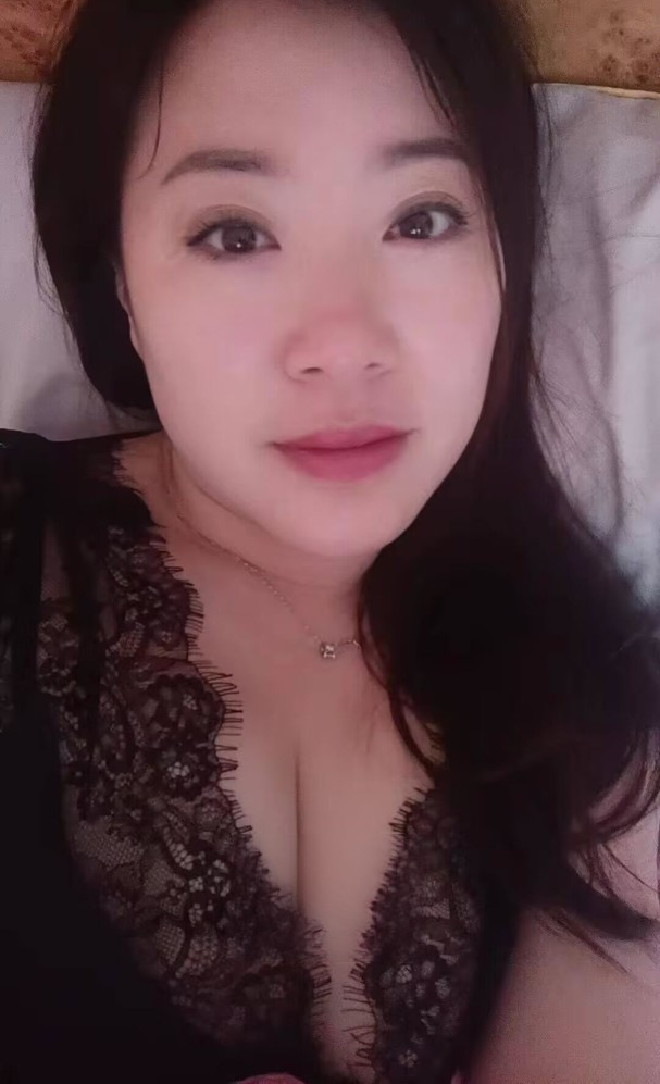 微胖服务姐