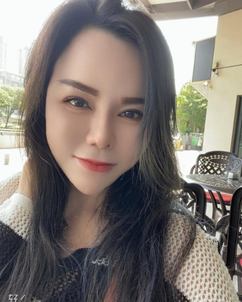 大奶御姐陆香