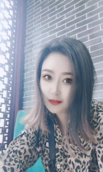 微胖丰满大奶少妇