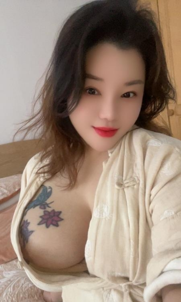 巨波丰满御姐